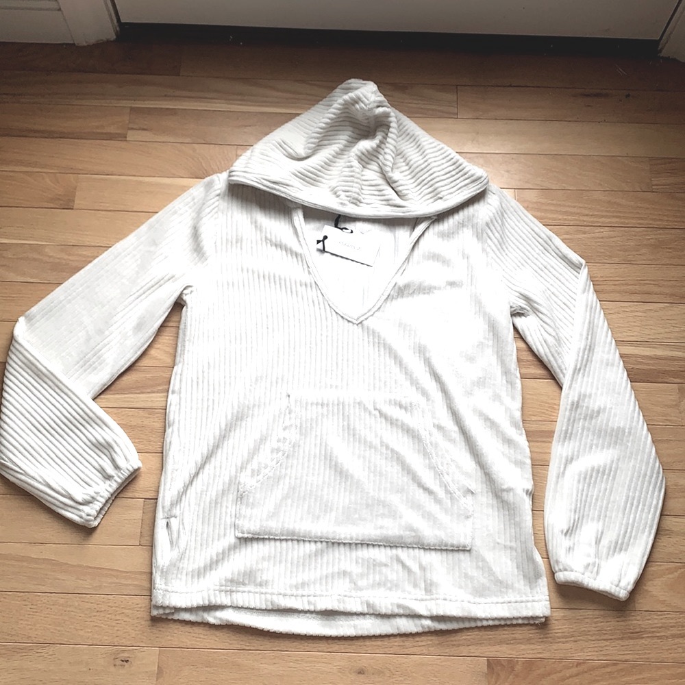 Z SUPPLY NWT SUPER CUTE AND ULTRA  SOFT TOP